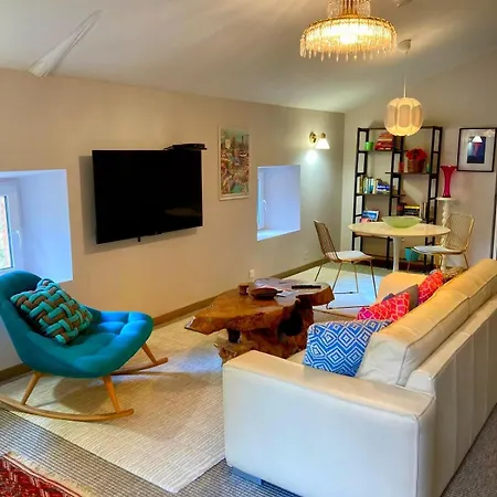 Château Cabaret: Luxury Cathar Retreat With Panoramic Terrace Apartment