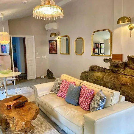 Vue Sur Les 4 Chateaux Lastours 4 Etoiles Maison Cabaret Luxe 1 Chambre Apartment *
