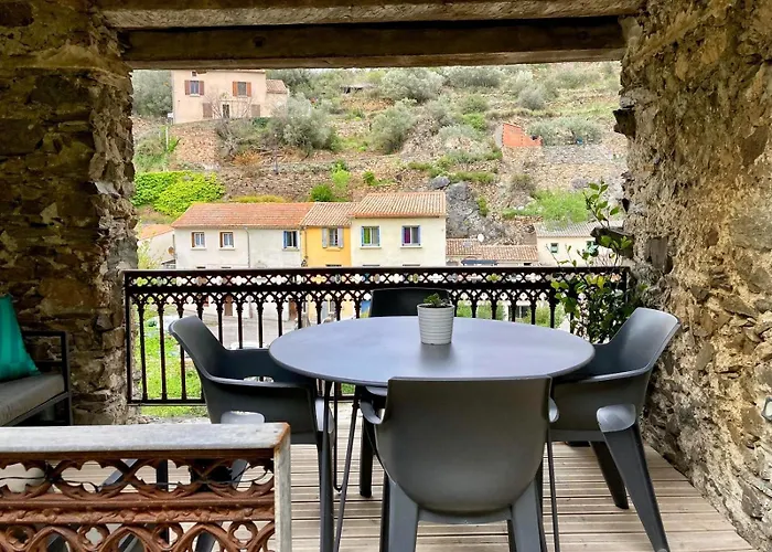 Maison Cabaret Luxury 4 Star Air Conditioned 100m To 4 Cathar Chateaux Private Terrasse With Views!! Appartement Lastours